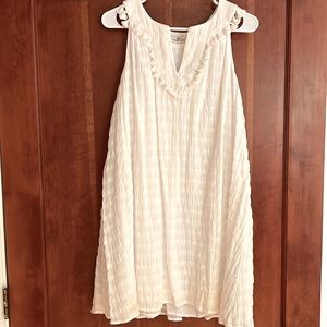 Vineyard Vines White Dress